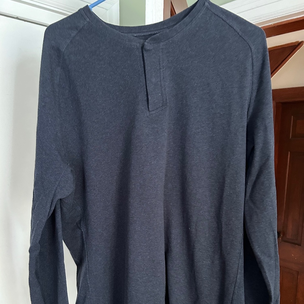 Arc'teryx Henley Xl nice deep blue